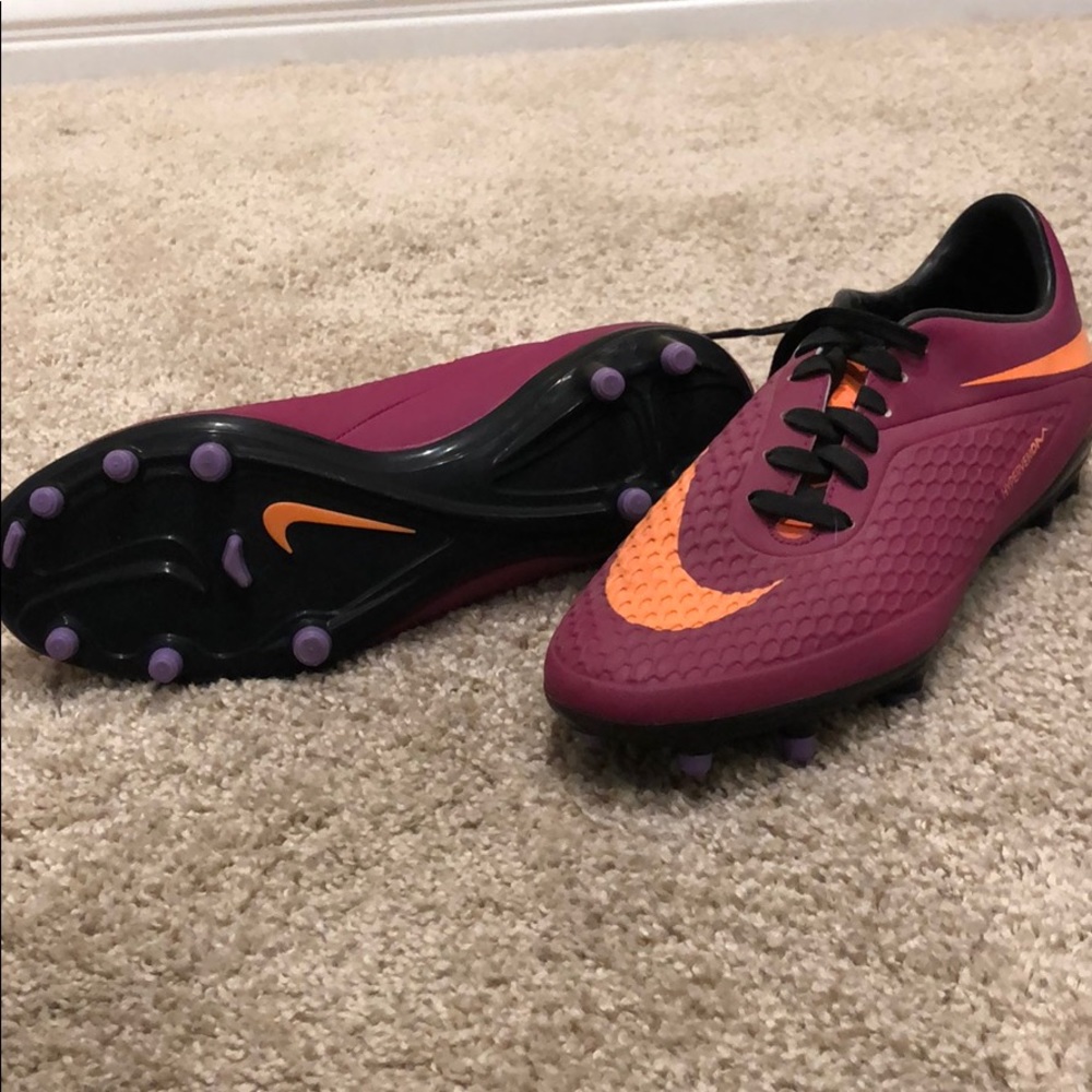 Women’s Nike soccer cleats